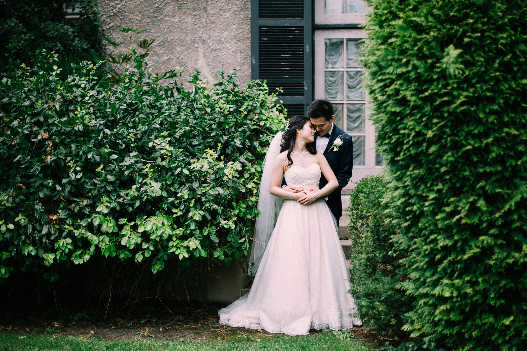 Oshawa summer wedding at Parkwood Estate by Max Wong Photo (34)
